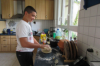 Pizzabäcker Dennis... Pizzabäcker Dennis...