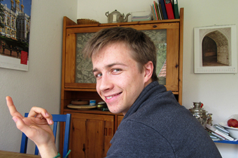 Giona beim Unterricht... Giona beim Unterricht...