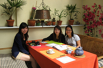 Young visitors from South East Asia Young visitors from South East Asia